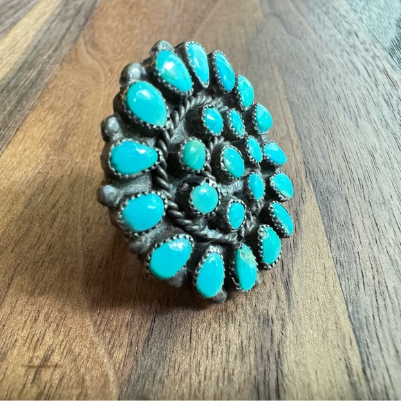 Huge Round Petite Point 1970’s Authentic Blue Turquoise Cluster Ring Size 6-1/2 - Picture 5 of 7